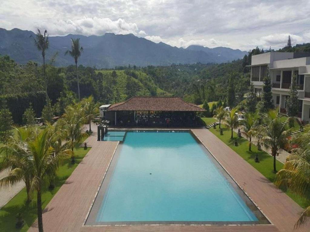 Jimmers Mountain Resort Puncak Exterior foto